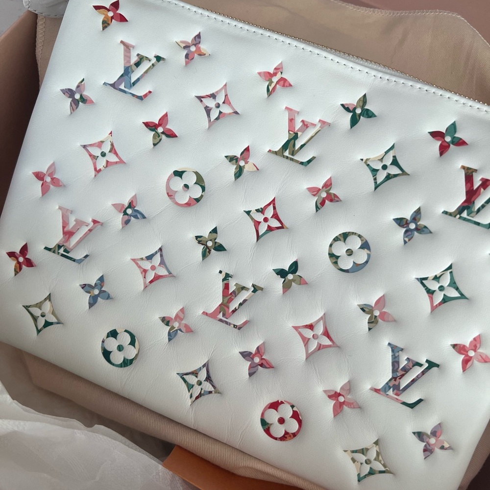 Louis Vuitton Multicolor Floral Monogram clutch